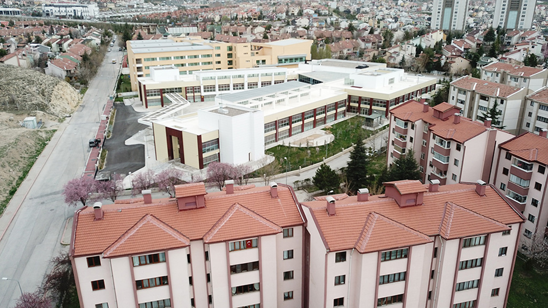 Serçev Engelsiz Mesleki ve Teknik Anadolu Lisesi