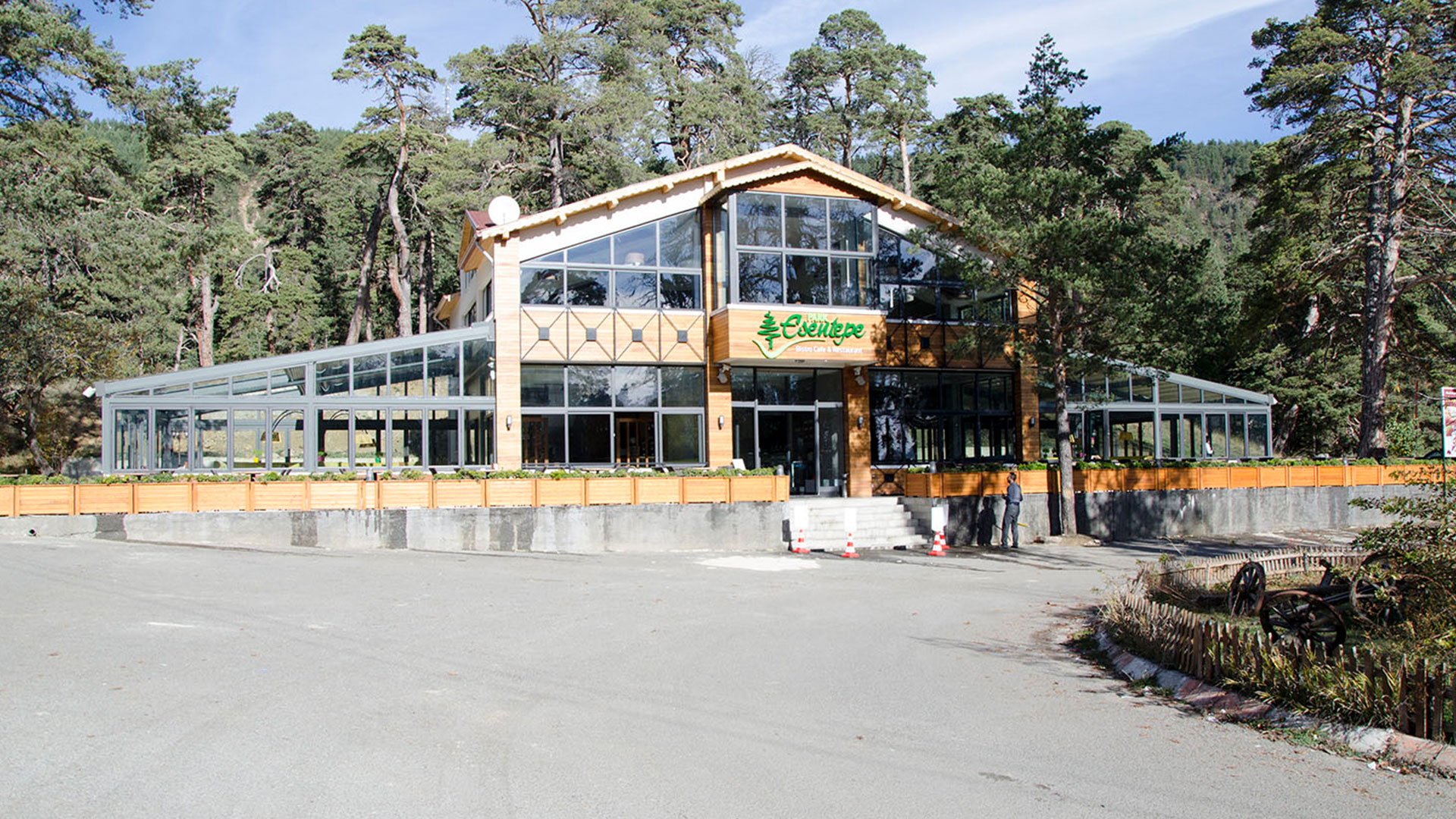 PARK ESERTEPE BRİSTO CAFE & RESTAURANT / BOLU